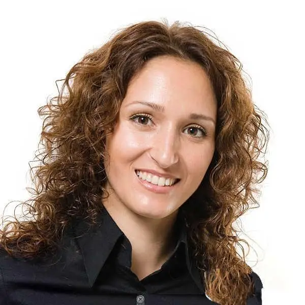 Vindiana, tarologue par téléphone chez Elemiah voyance sans attente